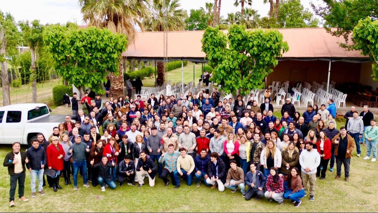 Militantes, dirigentes y referentes participaron del segundo aniversario de LLA en San Juan.