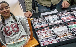 Realizarán controles de la vista y entregarán anteojos en Caucete