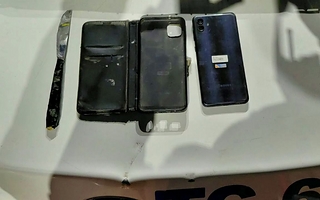 Un policía de franco persiguió y atrapó a un ladrón armado