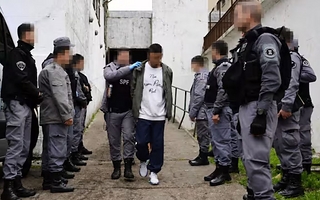 Comenzó la mudanza de presos de Devoto a la nueva cárcel de Marcos Paz