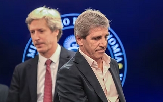 Se prepara una demanda para la detención de Caputo y Bausili por oro perdido del Banco Central