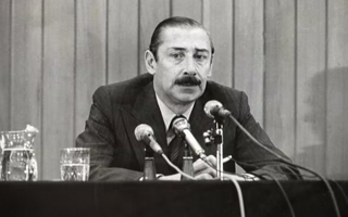 Un periodista busca mostrar el lado “humano” de Videla y generó polémica