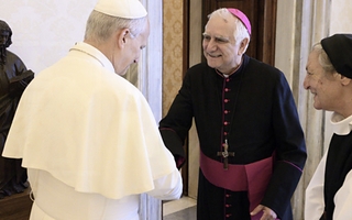 Jorge Lozano afirmó que el viaje del Papa a Argentina se puede reprogramar