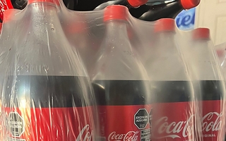 Tenían sed: ladrones robaron las gaseosas de un almacén de Rivadavia