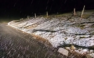 Tucumán: nevó en Tafí del Valle en plena primavera y dejó un paisaje invernal