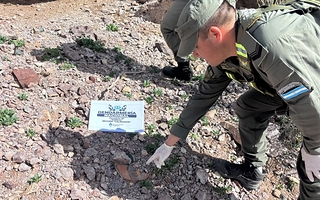 Gendarmería descubrió fragmentos de vasijas en el río El Castaño