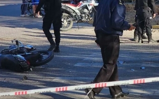 Absolvieron a la conductora que mató a un motociclista que corría picadas
