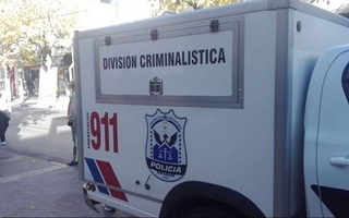Encontraron muerto a un jubilado en el fondo de su casa en San Martín
