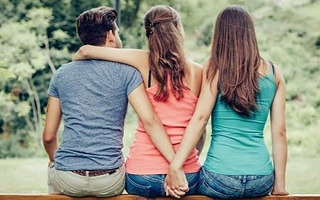 Un famoso reveló cómo le fue infiel a su novia con una ex Gran Hermano