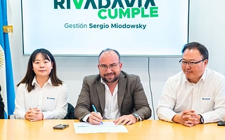 Rivadavia y LiuGong firman acuerdo para capacitar personal 
