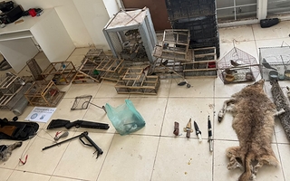 La Policía Rural secuestró escopetas, aves y cueros de animales