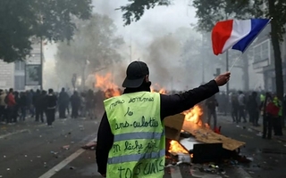 El día despues de las protestas: Francia sufre graves daños saqueos