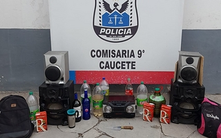 Un operativo policial terminó con 44 personas trasladadas, entre ellas 30 menores 