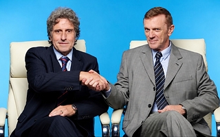 Diego Peretti y Federico D’Elia llegan a San Juan con “El Jefe del Jefe”