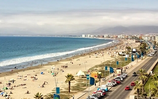 Con Agua Negra cerrado, ¿conviene vacacionar en La Serena o Viña del Mar?
