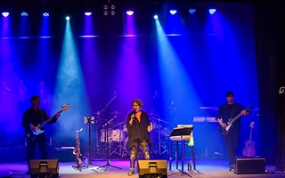 La banda mendocina The Best llega al Teatro Kümmel