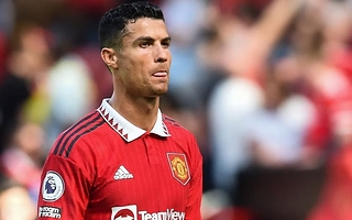 El ex DT del Manchester United apuntó contra Cristiano Ronaldo y lo acusó de fallarle