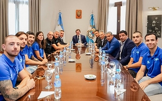 Marcelo Orrego recibió a los subcampeones mundiales de hockey sobre patines