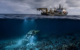 La primera subasta de minería submarina de Estados Unidos que genera rechazo