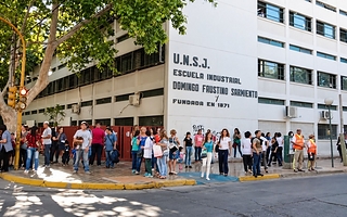 Padres cuestionaron el plan de la UNSJ: "No hay una recuperación concreta"