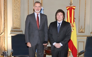 Milei quiso reunirse con el rey de España, pero le pusieron una condición