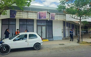 Lo sorprendieron manipulando un medidor de luz y terminó detenido en Caucete