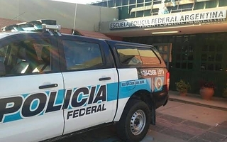 Mató a un hombre en Chimbas, le allanaron la casa y le encontraron droga