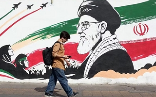 Irán amenazó con atacar instalaciones en países del Golfo