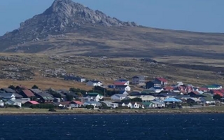 El Reino Unido busca respaldo de Chile por Malvinas tras hablar con Kast