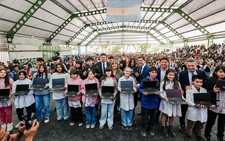 San Juan ya entregó más de 18.400 computadoras a estudiantes en 2026