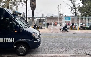 Liberaron al penitenciario tomado de rehén por dos presos en Mendoza