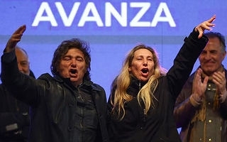 Milei prepara un congreso nacional para fortalecer a La Libertad Avanza