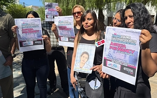 Docentes marcharon en la Casa de Sarmiento por el femicidio de Nancy Godoy 