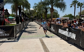 Un francés nacionalizado paraguayo ganó el Ironman 51.50 en San Juan