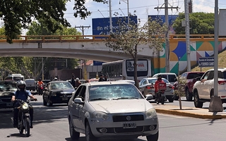 Hora pico en San Juan con demoras en el tránsito por el Ironman y obras