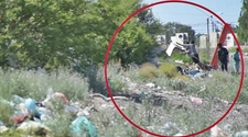 Tiran una heladera al canal Isla y DIARIO HUARPE los filmó