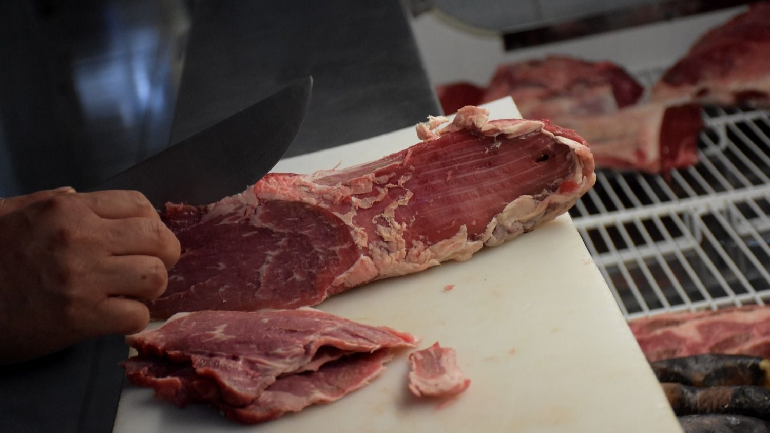 Debido a la falta de consumo, la carne bajó un 10% en el mes de marzo