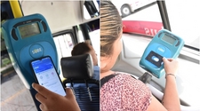 SUBE digital en San Juan: la gente opta por la tarjeta y no el celular para pagar el pasaje de colectivo