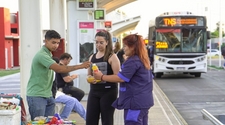 Desalojarán a los vendedores que intenten instalarse en la Estación Córdoba