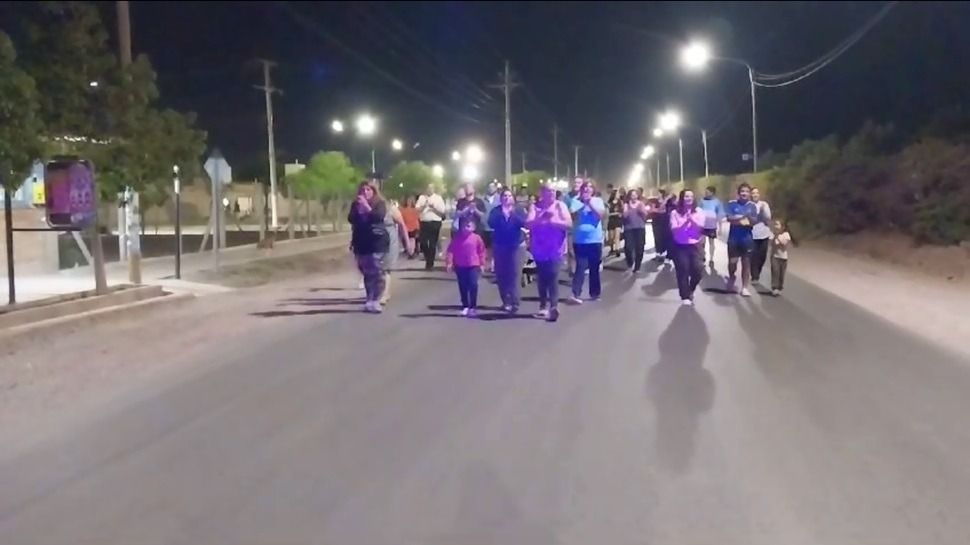 Rivadavia: vecinos de tres barrios cortaron la calle por falta de agua