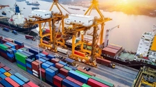Anunciaron las importaciones sin Impuesto PAIS desde este lunes