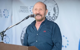 Tras eliminar la reelección indefinida, Insfrán podrá ser candidato en 2027
