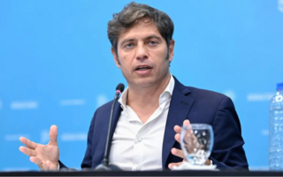 Kicillof criticó el modelo económico de Milei y pidió diálogo urgente 