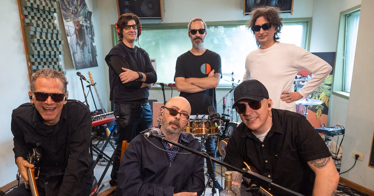 El Indio Solari ensayó con los fundamentalistas y miles de fanáticos piden su regreso