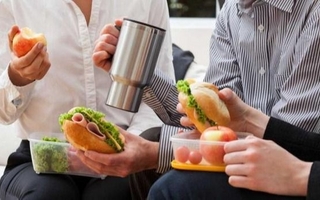 El 15% de los trabajadores asalariados en Argentina no se alimenta adecuadamente, revela informe de la UCA