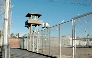 Lo acusaron de abusar a su hijastra menor de edad y le dieron prisión preventiva