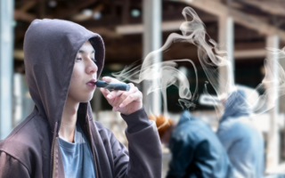 Especialista advirtió sobre el uso de vapers en jóvenes: "Es peor que el cigarrillo”