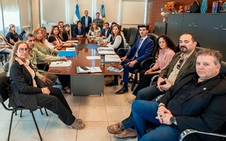 Primer encuentro paritario terminó sin acuerdo entre docentes y Gobierno