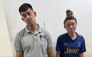 Dos hermanos fueron detenidos por robar un celular