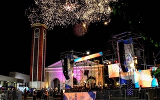 Jáchal inauguró su 64ª Fiesta Nacional de la Tradición con desfile gaucho y fuegos artificiales
